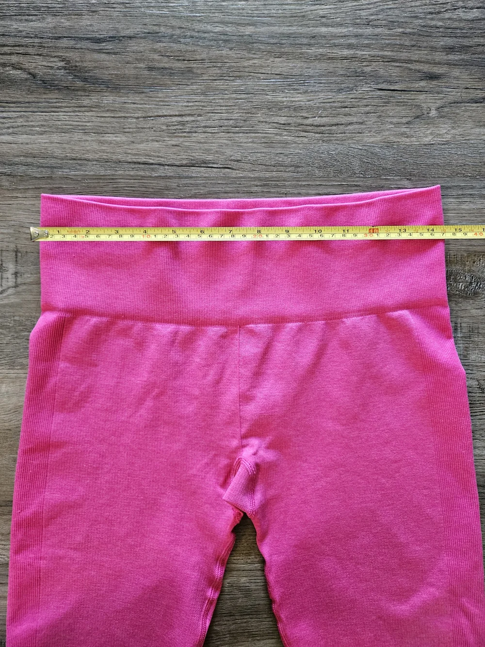 Lululemon‎ Seamlessly Street Crop Hot Pink / Jewelled Magenta Leggings